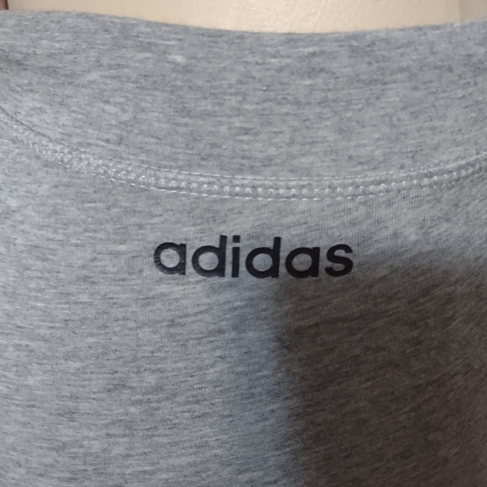 Adidas leggings for girls size XL - Picture 2 of 6